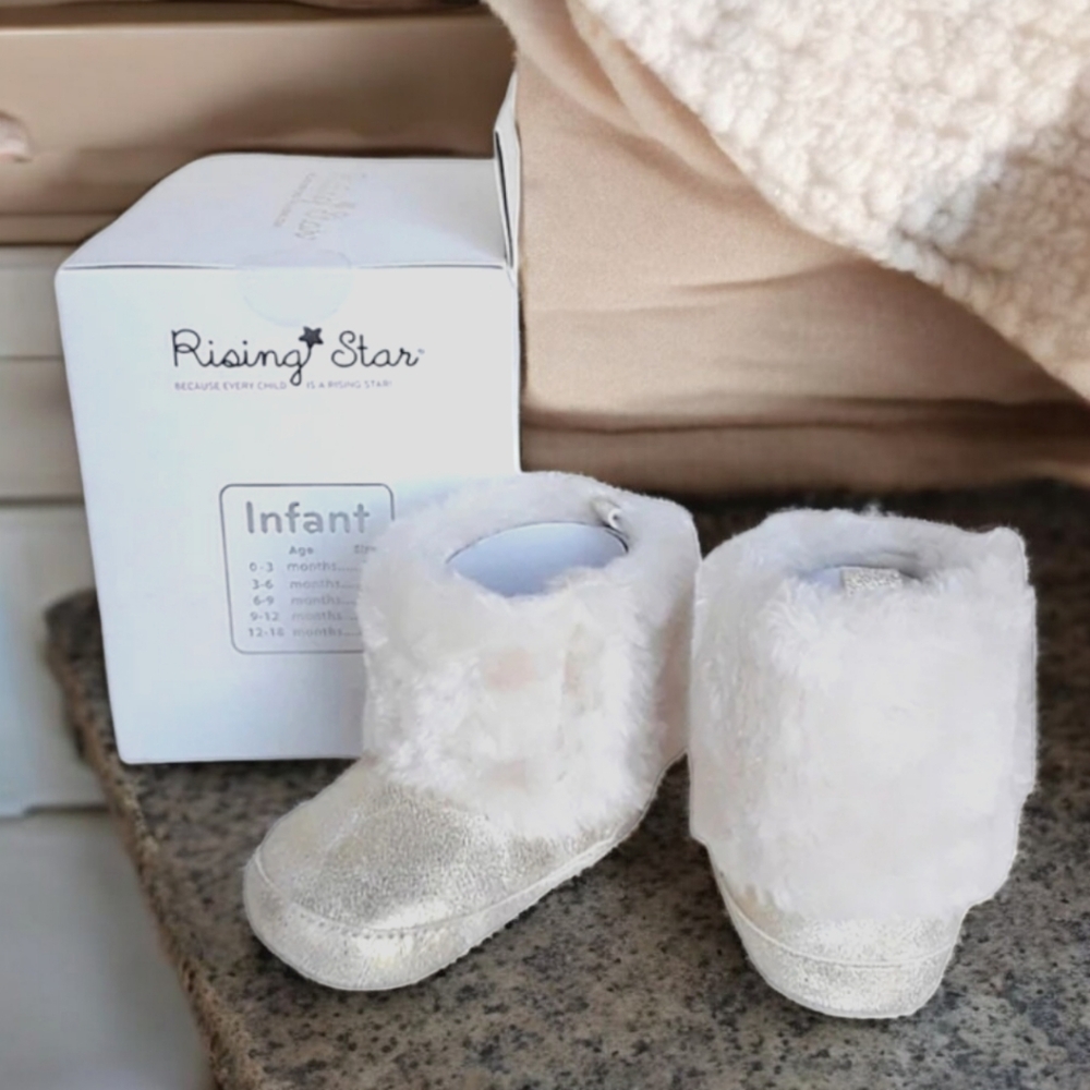 Infant fur winter booties